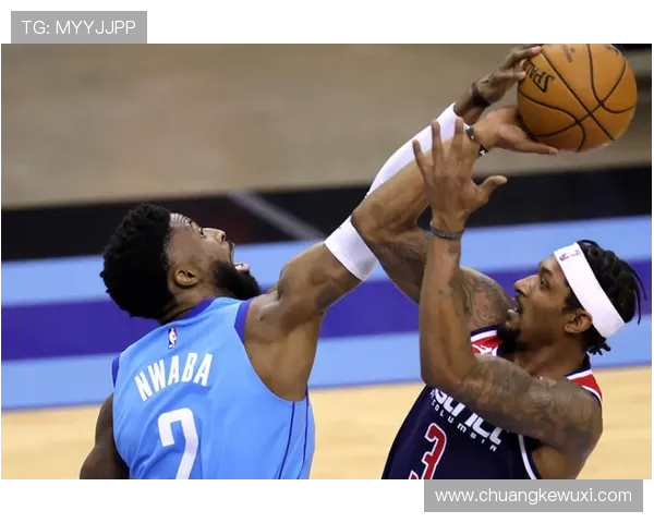 多诺万米切尔全能表现助球队取胜28分8助攻3抢断罚球命中率高达81